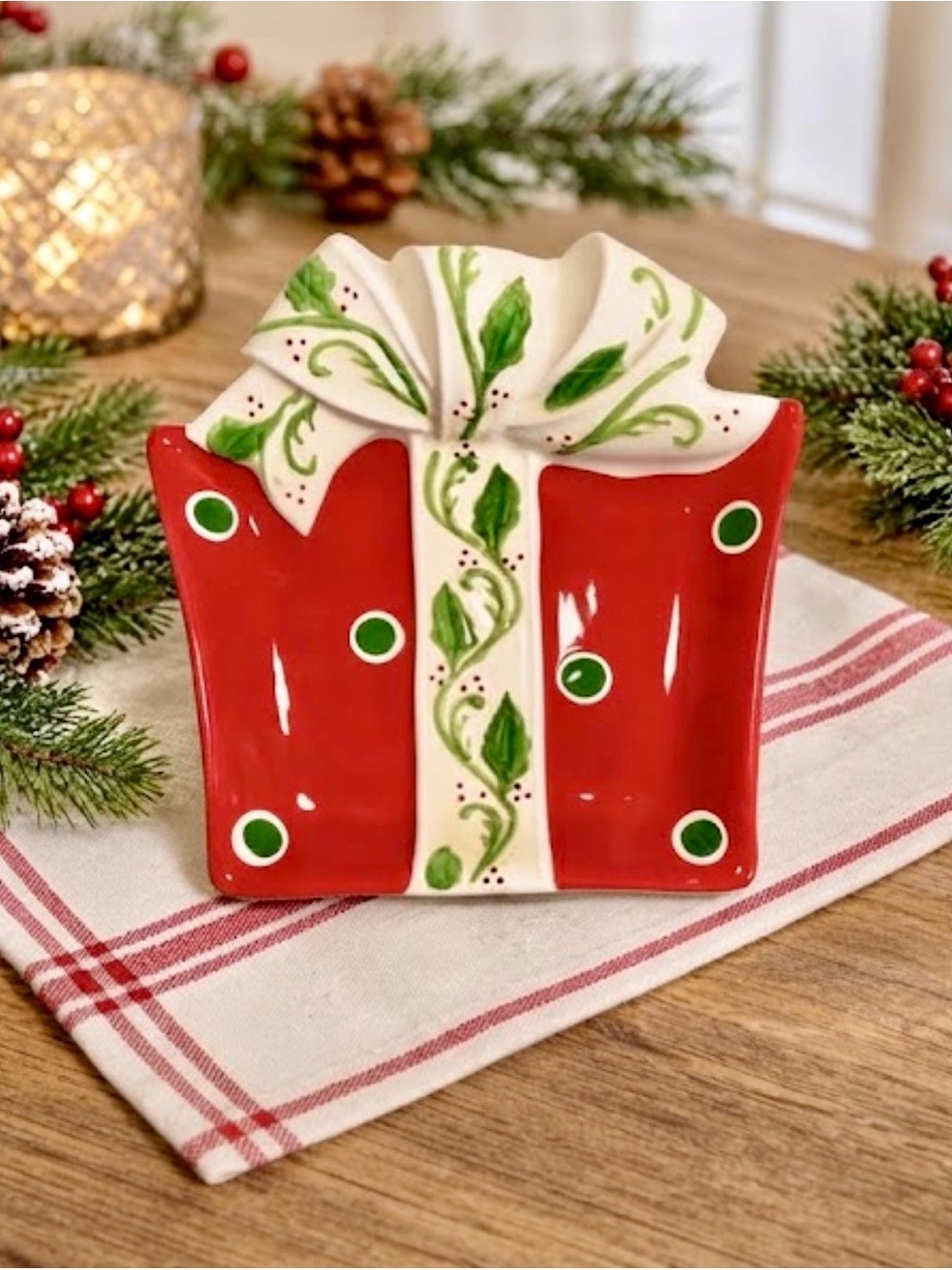 Vintage Christmas Present Ceramic Serving Platter Tray Red White Holly Ribbon